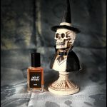 عطر ادکلن لرد آو میزروول لاش - Lord of Misrule Lush - بررسی، قیمت و خرید