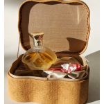 عطر ادکلن ریورانس دزینتارس - Reveranss (Реверанс) Dzintars - بررسی، قیمت و خرید