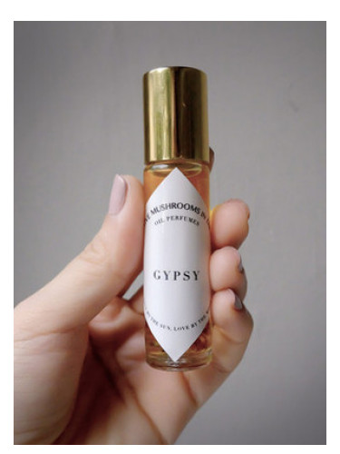 عطر ادکلن جیپسی رادیواکتیو ماشرومز این د فاریست - Gypsy Radioactive Mushrooms in the Forest - بررسی، قیمت و خرید