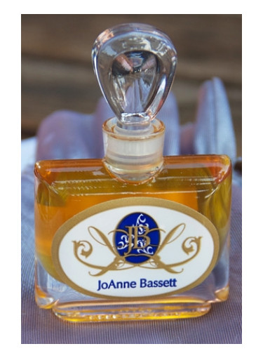 عطر ادکلن ریچ لدر جوآن بسنت - Rich Leather JoAnne Bassett - بررسی، قیمت و خرید