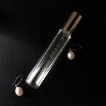 عطر ادکلن رر پیرلز اِیوِن - Rare Pearls Avon - بررسی، قیمت و خرید