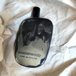 عطر ادکلن واندروود کوم دی گارسون - Wonderwood Comme des Garcons - بررسی، قیمت و خرید