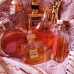 عطر ادکلن وومن امبر هالستون - Woman Amber Halston - بررسی، قیمت و خرید