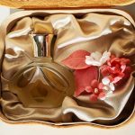 عطر ادکلن ریورانس دزینتارس - Reveranss (Реверанс) Dzintars - بررسی، قیمت و خرید