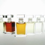 عطر ادکلن وایت فلاورز وان پوینت فورتی وان یوش - White Flowers 1.41 Yosh - بررسی، قیمت و خرید
