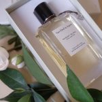 عطر ادکلن موگه بلانک ون کلیف اند آرپلز - Muguet Blanc Van Cleef & Arpels - بررسی، قیمت و خرید