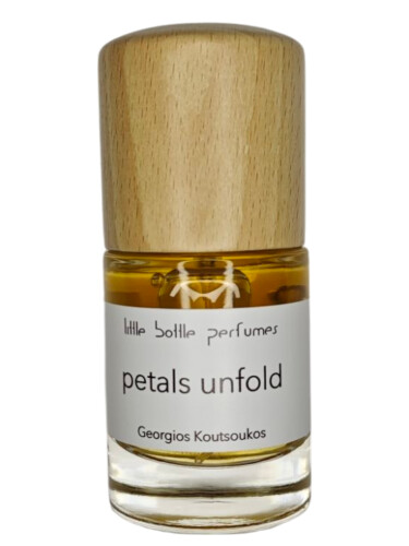 عطر ادکلن پِتالز آنفولد لیتِل باتِل پرفیوم - petals unfold Little Bottle Perfumes - بررسی، قیمت و خرید