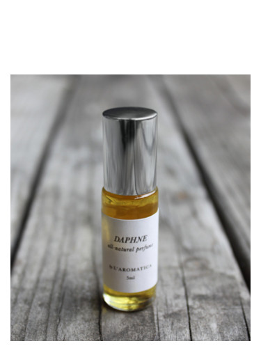 عطر ادکلن دفنه لوروماتیکا پرفیوم - Daphne L'Aromatica Perfume - بررسی، قیمت و خرید