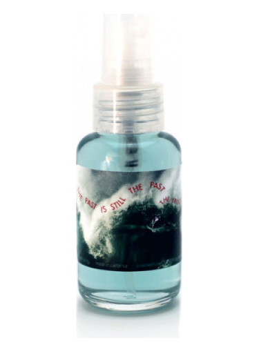 عطر ادکلن شودهَو نون بتر اسمل بنت - Should Have Known Better Smell Bent - بررسی، قیمت و خرید