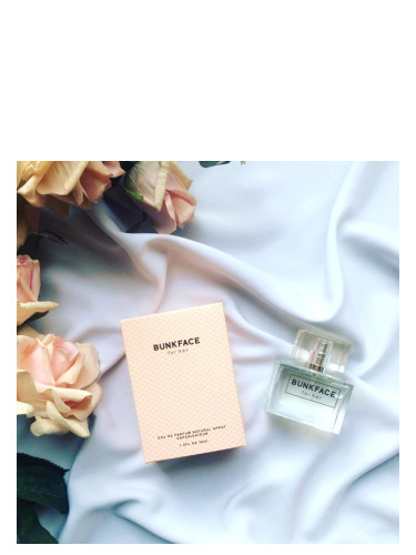 عطر ادکلن فورها بانک‌فیس - For Her Bunkface - بررسی، قیمت و خرید