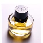 عطر ادکلن سنت بلانچ مونا دی اوریو - Sainte Blanche Mona di Orio - بررسی، قیمت و خرید