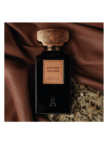 عطر ادکلن لدر اینتنس آروماتیک سنتس لب - Leather Intense Aromatic Scents Lab - بررسی، قیمت و خرید