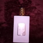 عطر ادکلن امیرات العرب پرایو رز اسداف - Ameerat Al Arab Prive Rose Asdaaf - بررسی، قیمت و خرید