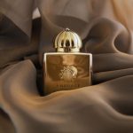 عطر ادکلن گلد وومن آمواج - Gold Woman Amouage - بررسی، قیمت و خرید