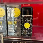 عطر ادکلن ۲۱۲ وی‌آی‌پی بلک اسمایلی کارولینا هررا - 212 VIP Black Smiley Carolina Herrera - بررسی، قیمت و خرید