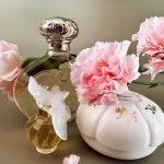 عطر ادکلن له ایر دو تم نینا ریچی - L'Air du Temps Parfum Nina Ricci - بررسی، قیمت و خرید