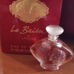 عطر ادکلن لبه‌زه‌ر لالیک - Le Baiser Lalique - بررسی، قیمت و خرید