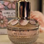 عطر ادکلن گرل آف نو رز پتل ایلی صعب - Girl of Now Rose Petal Elie Saab - بررسی، قیمت و خرید