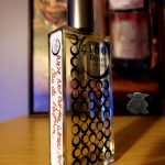 عطر ادکلن ویر نات اوت آو د وودز یت چار هزار و صد و شصت تیوزدیز - We're Not Out Of The Woods Yet 4160 Tuesdays - بررسی، قیمت و خرید