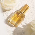 عطر ادکلن پودر اند پتالز اسکار مخیا تری - Powder and Petals Oscar Mejia III - بررسی، قیمت و خرید
