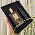 عطر ادکلن سیکرِد وود انیورسری ادیشن بای کیلیان - Sacred Wood Anniversary Edition By Kilian - بررسی، قیمت و خرید
