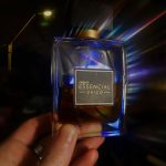 عطر ادکلن اسنشیال یونیکو ناتورا - Essencial Único Natura - بررسی، قیمت و خرید