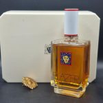 عطر ادکلن بلیزر آن کلاین - Blazer Anne Klein - بررسی، قیمت و خرید