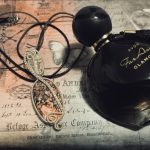 عطر ادکلن فار اوی گلامور اِیوون - Far Away Glamour Avon - بررسی، قیمت و خرید