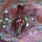 عطر ادکلن مای کویین لایت میست الکساندر مک‌کوئین - My Queen Light Mist Alexander McQueen - بررسی، قیمت و خرید