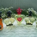 عطر ادکلن سوزوران تسوکی نو تومو - Suzuran Tsuki No Tomo - بررسی، قیمت و خرید