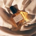 عطر ادکلن امبر اند وایت تی نا نین - Amber & White Tea Na Nin - بررسی، قیمت و خرید