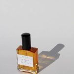 عطر ادکلن امبر اند وایت تی نا نین - Amber & White Tea Na Nin - بررسی، قیمت و خرید