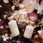 عطر ادکلن فلورا نوتیس فرش پئونی سنت جیل استوارت - Flora Notis Fresh Peony Scent Jill Stuart - بررسی، قیمت و خرید