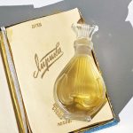 عطر ادکلن لیرکا نووایا زاریا - Лирика (Lyric) Новая Заря (The New Dawn) - بررسی، قیمت و خرید