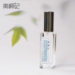عطر ادکلن لیلی و ورموود نانکجی - Lily & Wormwood 百合与苦艾 南柯记 Nankeji - بررسی، قیمت و خرید