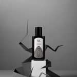عطر ادکلن منیک آف د تری‌انگل ری کلاسیفاید ری调香室 - Manic Of The Triangle 慢狂三角地带 RE CLASSIFIED RE调香室 - بررسی، قیمت و خرید