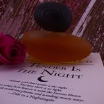 عطر ادکلن تندر است لا نویت کلغ ماجدا بککالی - Tendre Est La Nuit Clair Majda Bekkali - بررسی، قیمت و خرید