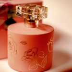 عطر ادکلن رُزاس بوکه اِسنس داوین - Rosas Bouquet Essence Davene - بررسی، قیمت و خرید