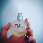 عطر ادکلن دویست و دوازده کارولینا هررا - 212 Carolina Herrera - بررسی، قیمت و خرید