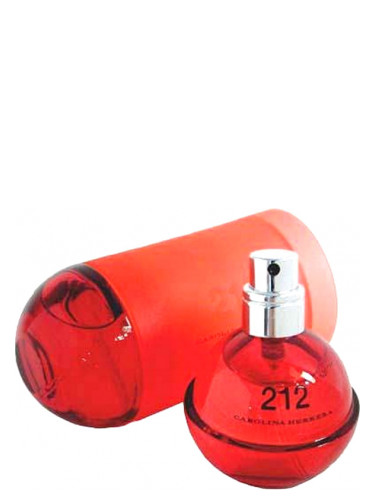عطر ادکلن دو صد و دوازده شاینی سیلور کارولینا هررا - 212 Shiny Silver Carolina Herrera - بررسی، قیمت و خرید