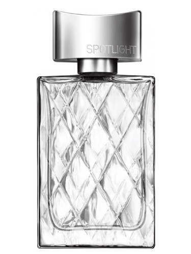 عطر ادکلن اسپات‌لایت اِی‌وِن - Spotlight Avon - بررسی، قیمت و خرید