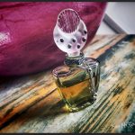عطر ادکلن آنین‌هبیتد شر - Uninhibited Cher - بررسی، قیمت و خرید