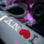 عطر ادکلن تو وان تو وی آی پی رز لاو نیویورک کارولینا هررا - 212 VIP Rosé Love NY Carolina Herrera - بررسی، قیمت و خرید