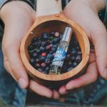 عطر ادکلن آروما کارلیا بلو آروما کارلیا - Aroma Karelia Blue (Аромат Карелии - Синий) Aroma Karelia - بررسی، قیمت و خرید