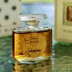 عطر ادکلن تاباک بلوند پارفوم کارن - Tabac Blond Parfum Caron - بررسی، قیمت و خرید