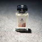 عطر ادکلن کورالیوم کارتوزیا - Corallium Carthusia - بررسی، قیمت و خرید