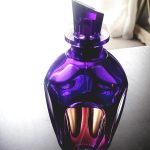 عطر ادکلن مای کوئین الکساندر مک‌کویین - My Queen Alexander McQueen - بررسی، قیمت و خرید