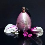 عطر ادکلن میس اِی‌پی ایجنت پرووُکاتور - Miss AP Agent Provocateur - بررسی، قیمت و خرید