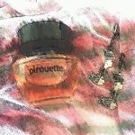 عطر ادکلن پیروت انجل شلسر - Pirouette Angel Schlesser - بررسی، قیمت و خرید