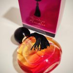 عطر ادکلن فر اوی پارادایس اون - Far Away Paradise Avon - بررسی، قیمت و خرید